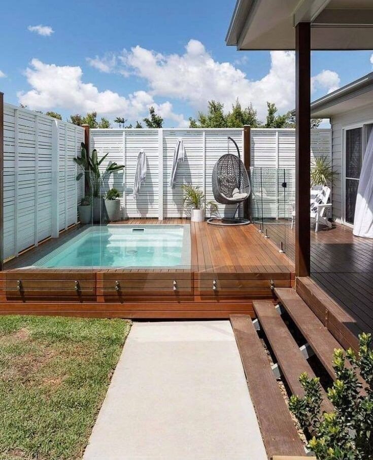 Думаю каждый мечтает иметь бассейн у себя во дворе, предлагаем вам отличные идеи