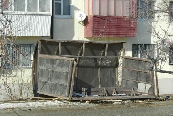 Переезд 4. Грузчики в квартире. Переезд. Петро славянка переезд. Переезд кухни.