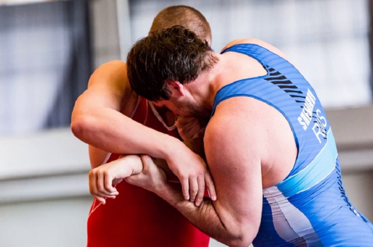    Сборная России завоевала 12 медалей на чемпионате Европы по борьбе