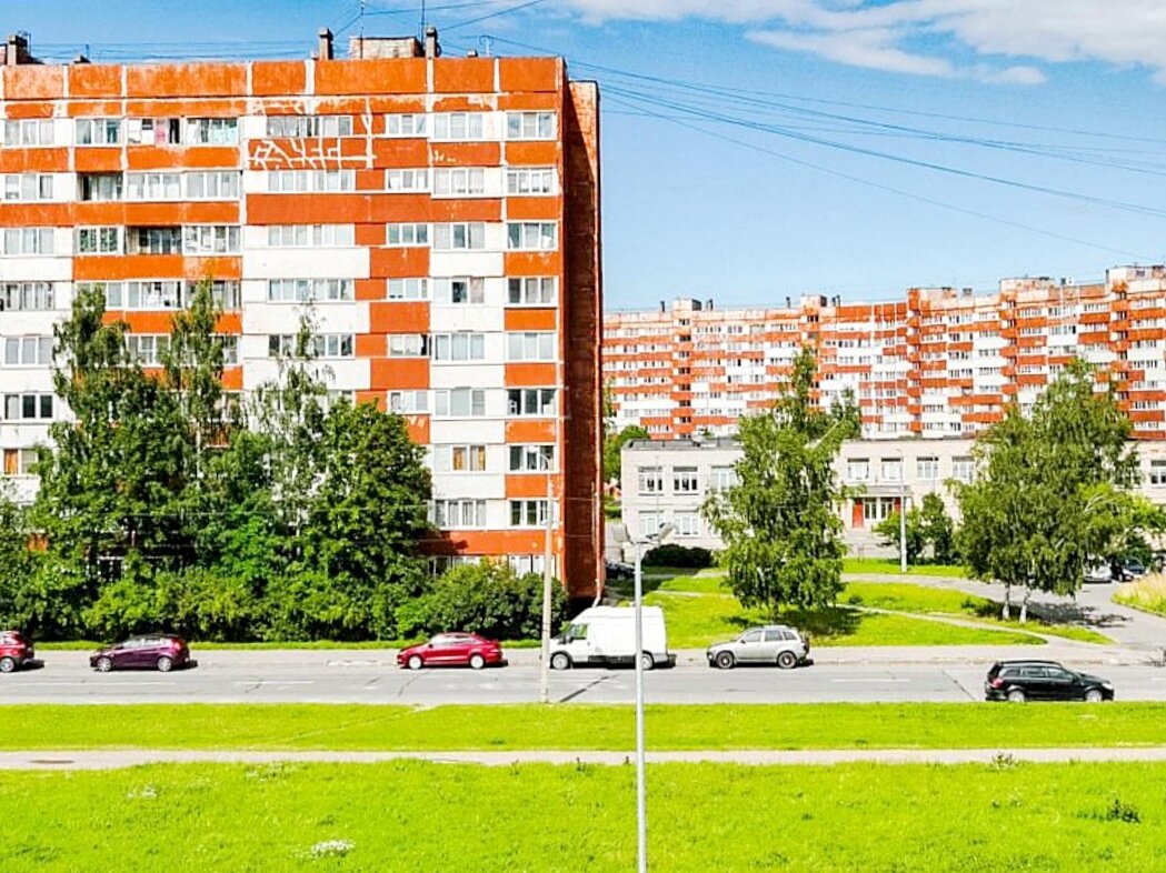 Ещё несколько лет назад, до взлета цена на жильё, в Петербурге можно было купить отличную квартиру к метро за 3 млн. Сейчас таких цен нет. Ну хорошо, а что же можно купить за 4 млн в границах СПб?