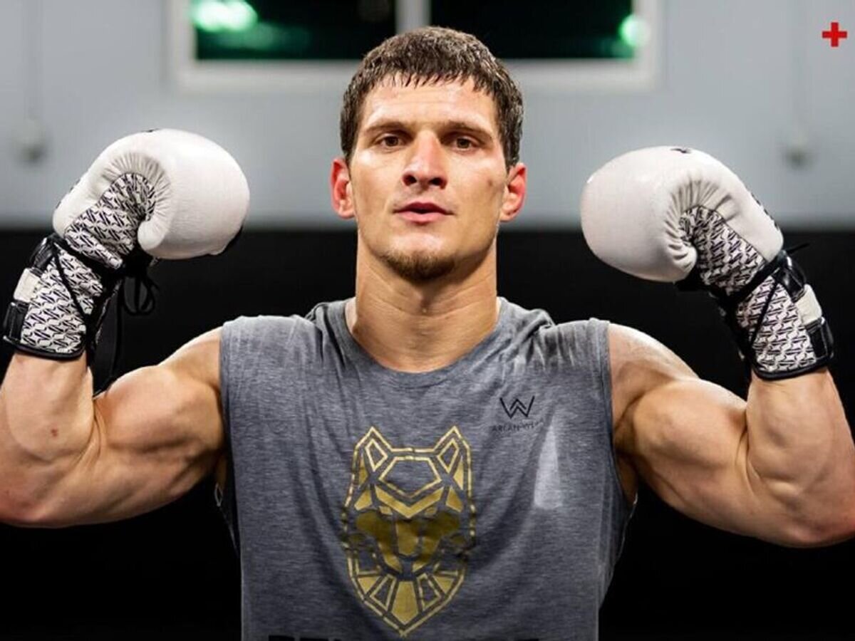   Мовсар Евлоев© Фото : UFC Russia