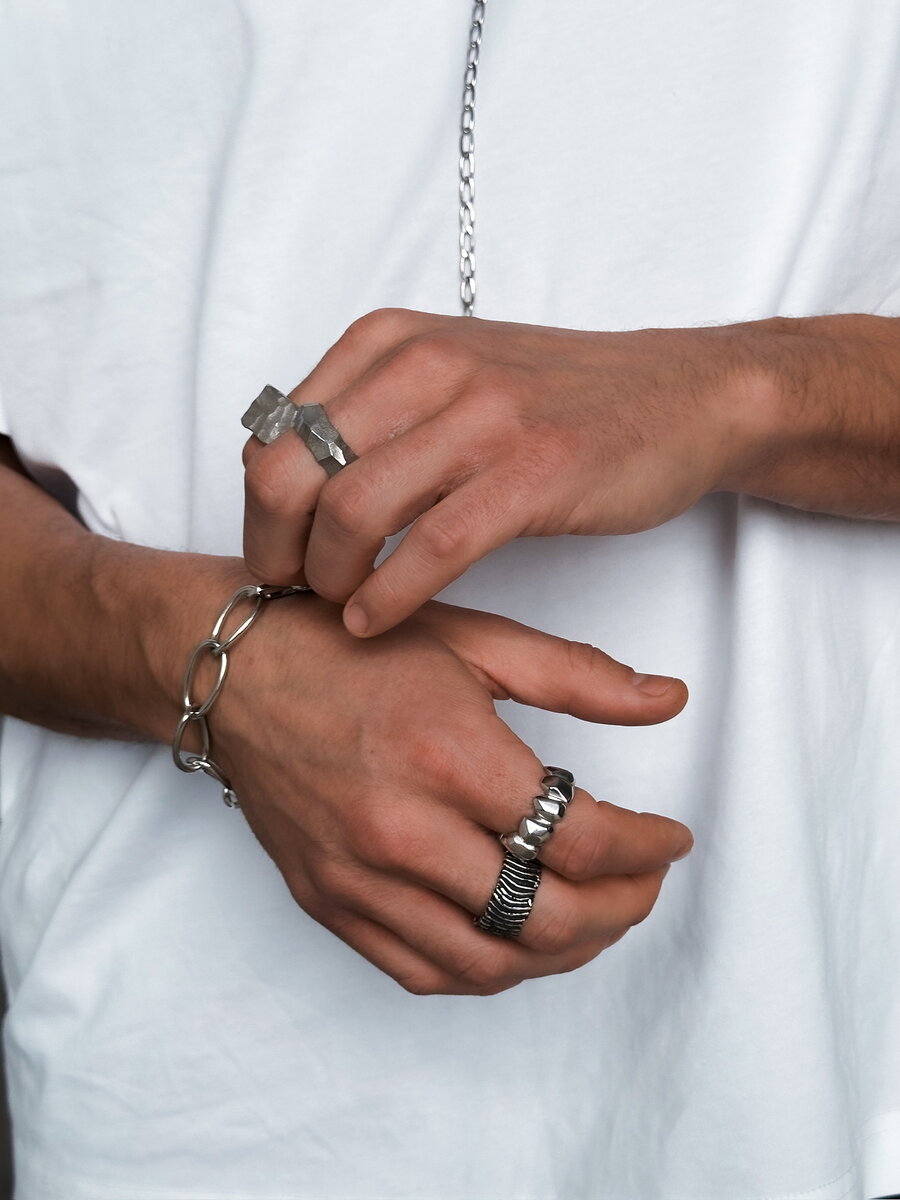 Серебряный массивный браслет «Бесконечность»