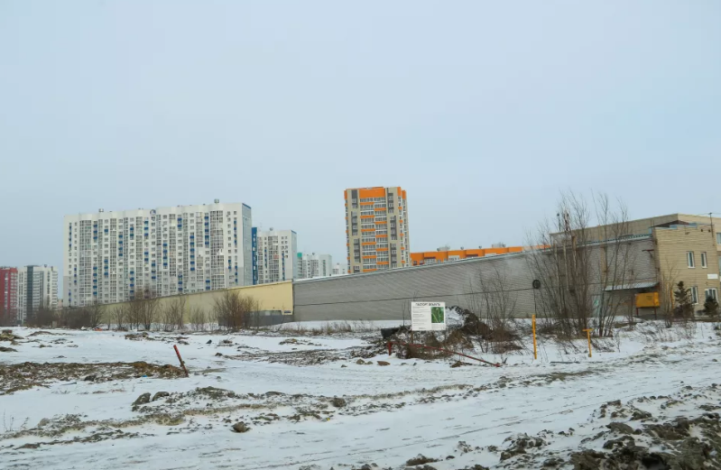 Участок квартала 2012 со стороны улицы Власихинской. Февраль 2024 года. Источник: Виталий Барабаш