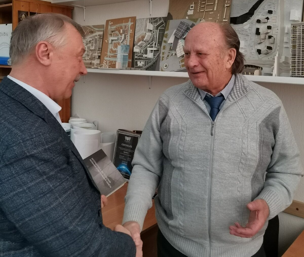 томском государственном архитектурно строительном университете. тгасу томск. главный корпус тгасу томск. томск здание тгасу. красный корпус тгасу.