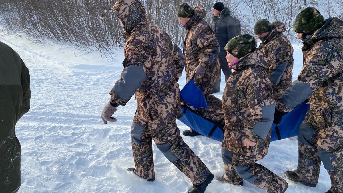 Проползти мышеловку, доставить носилки. Тазовчане перепахали сугробы в  окрестностях райцентра | КРАСНЫЙ СЕВЕР | Дзен