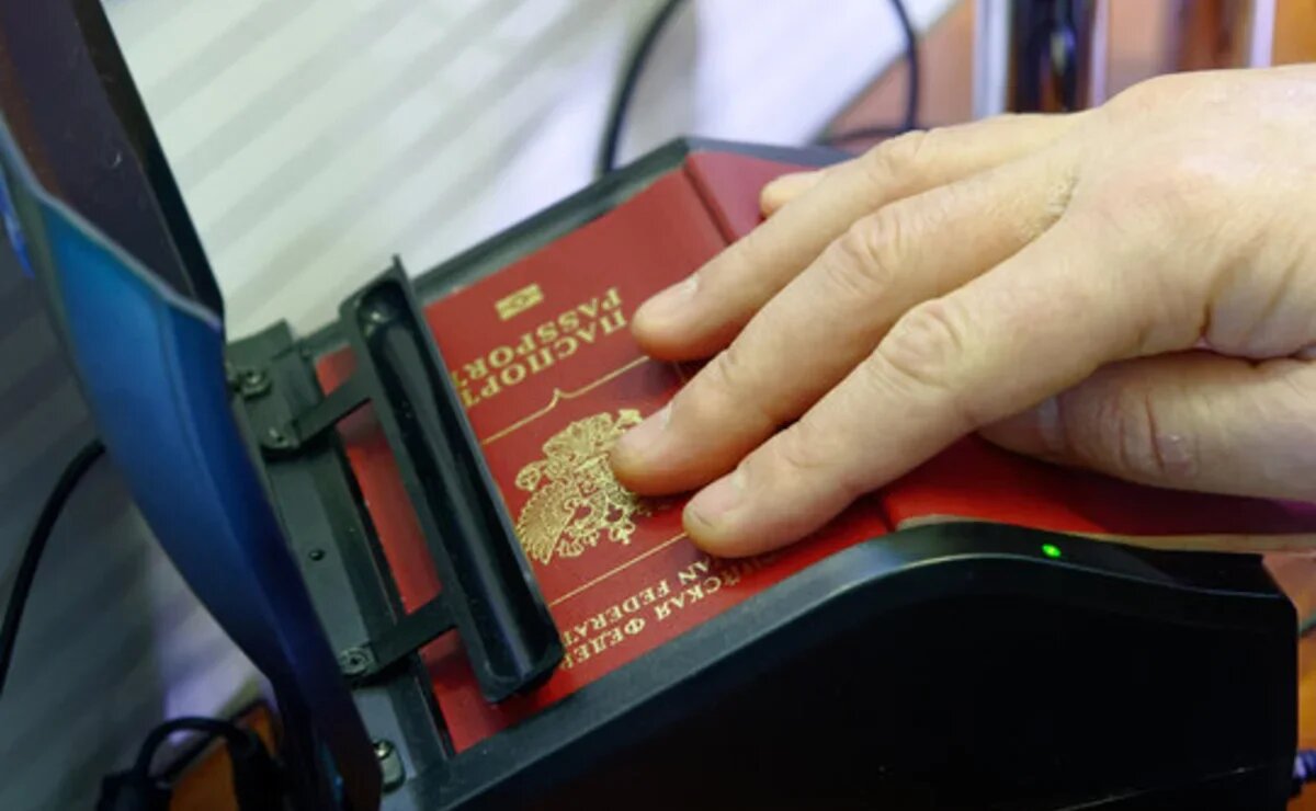    Поехать в Европу без биометрического паспорта со второй половины 2024 года больше не получится