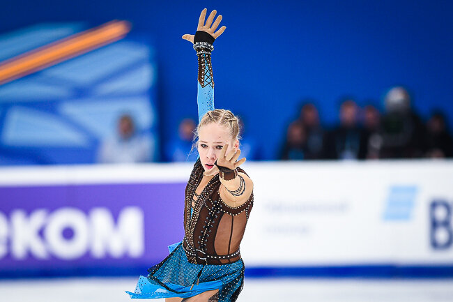 сочи фигуристы. сборная россии по фигурному катанию на олимпиаде 2014. фигуристы сочи 2014. фигурное катание 2014. сборная команда по фигурному катанию 2014 сочи.