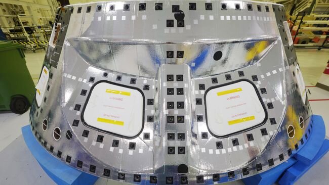     Защитные панели корпуса космического корабля Orion. Источник: NASA