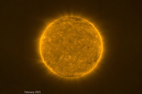 Снимок Солнца, сделанный зондом Solar Orbiter в 2021 году. ЕКА — Удивительный всплеск активности Солнца на снимке Solar Orbiter (esa.int)