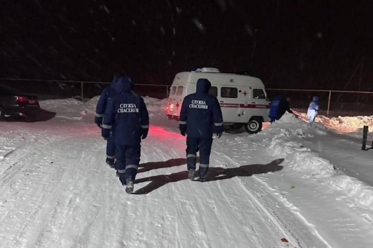    Дорожники и спасатели помогли скорой проехать в Луговое к больному ребёнку