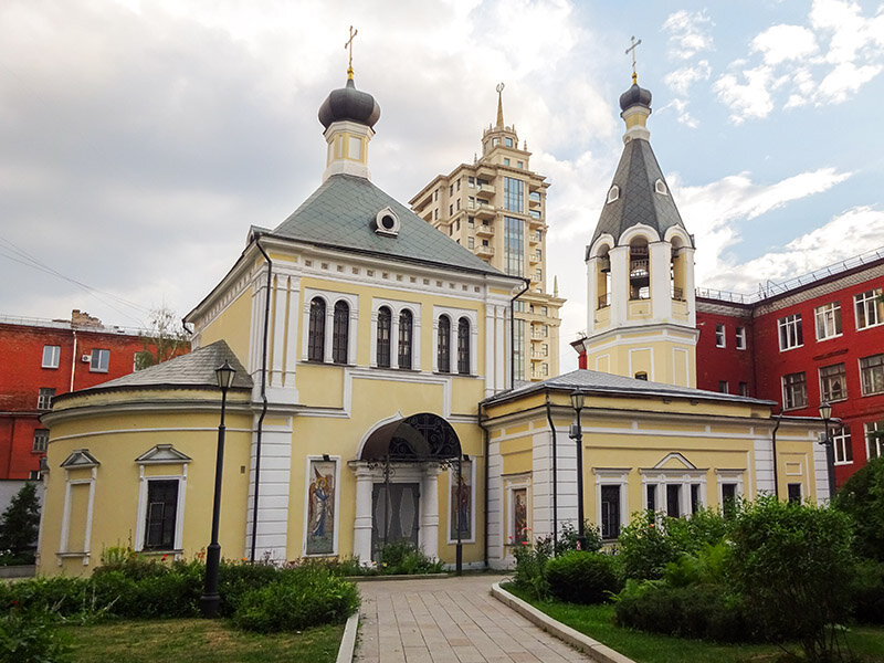 листайте галерею