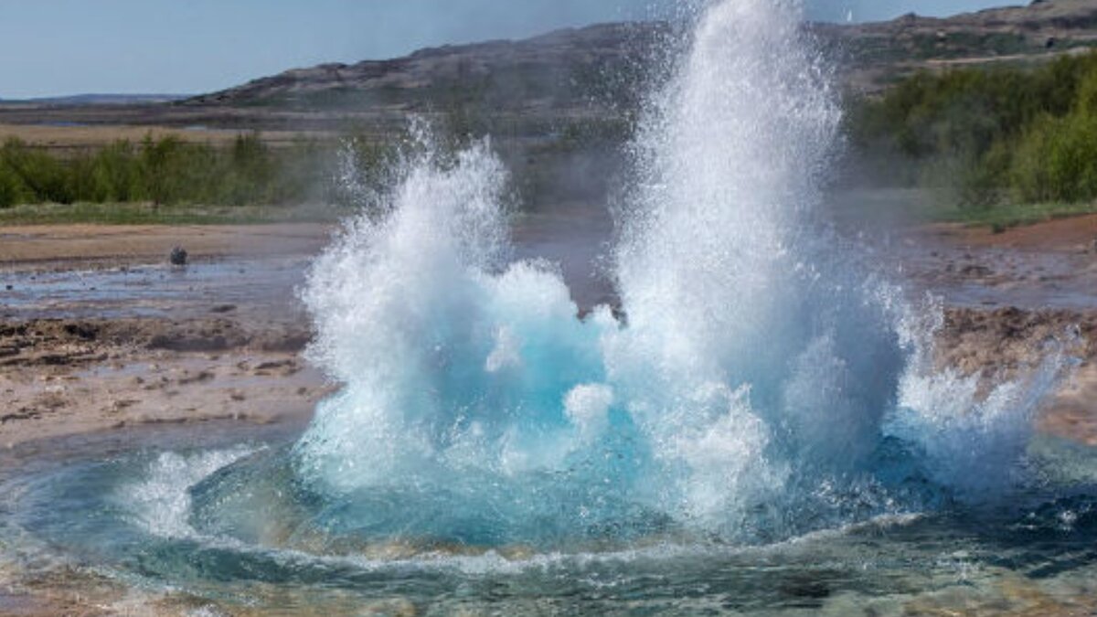 Гейзер (подземный источник тепловой энергии)
