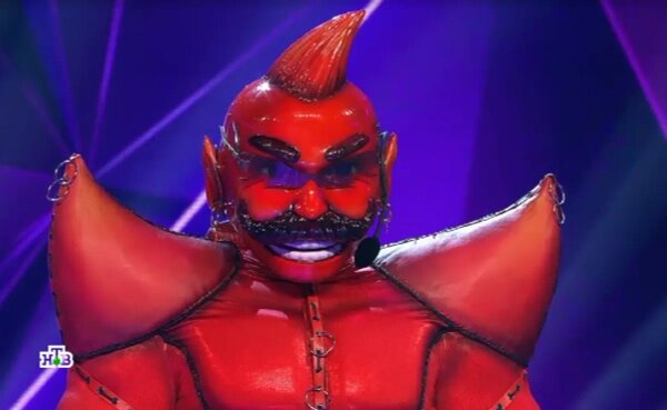 Как думаете, кто выступил под маской Перца? Члены жюри подумали, что это Джиган. Фото © ntv.ru