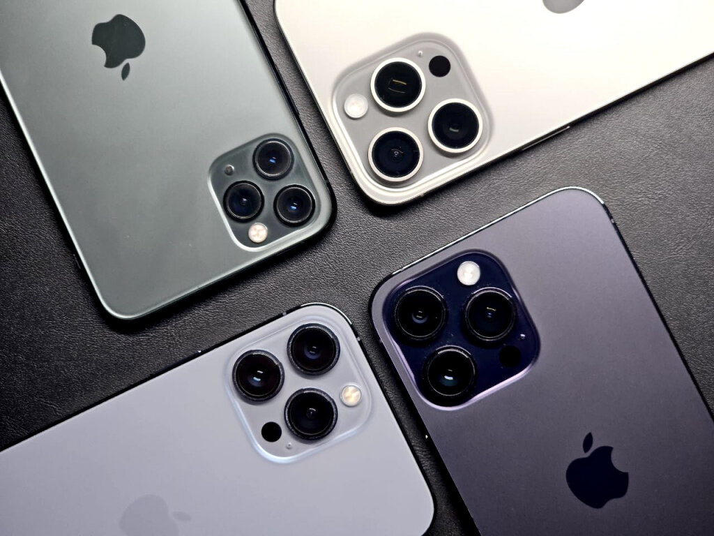    iPhone