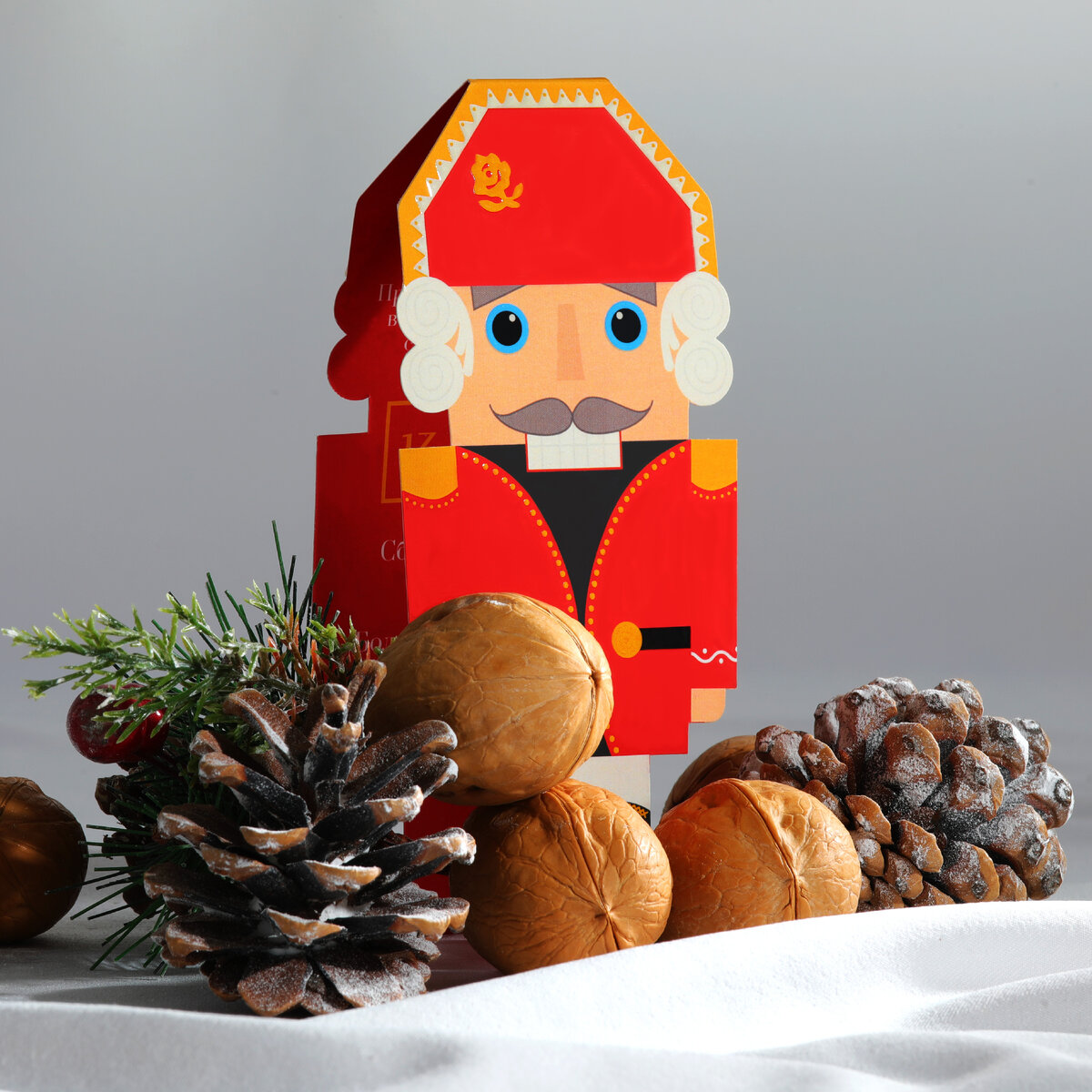 Приглашение на новогодний корпоратив «Ингосстрах» в виде книжной закладки (совместно с «8 эмоций»)