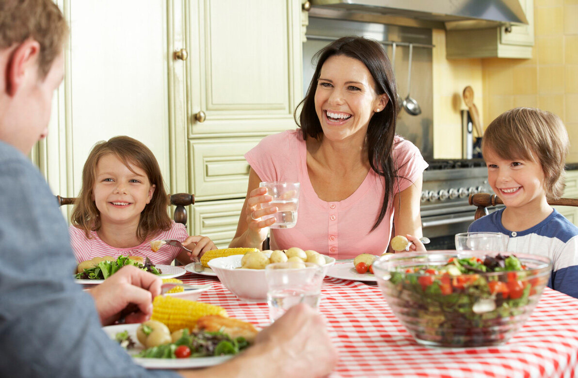 Пить воду можно до еды, во время и после
