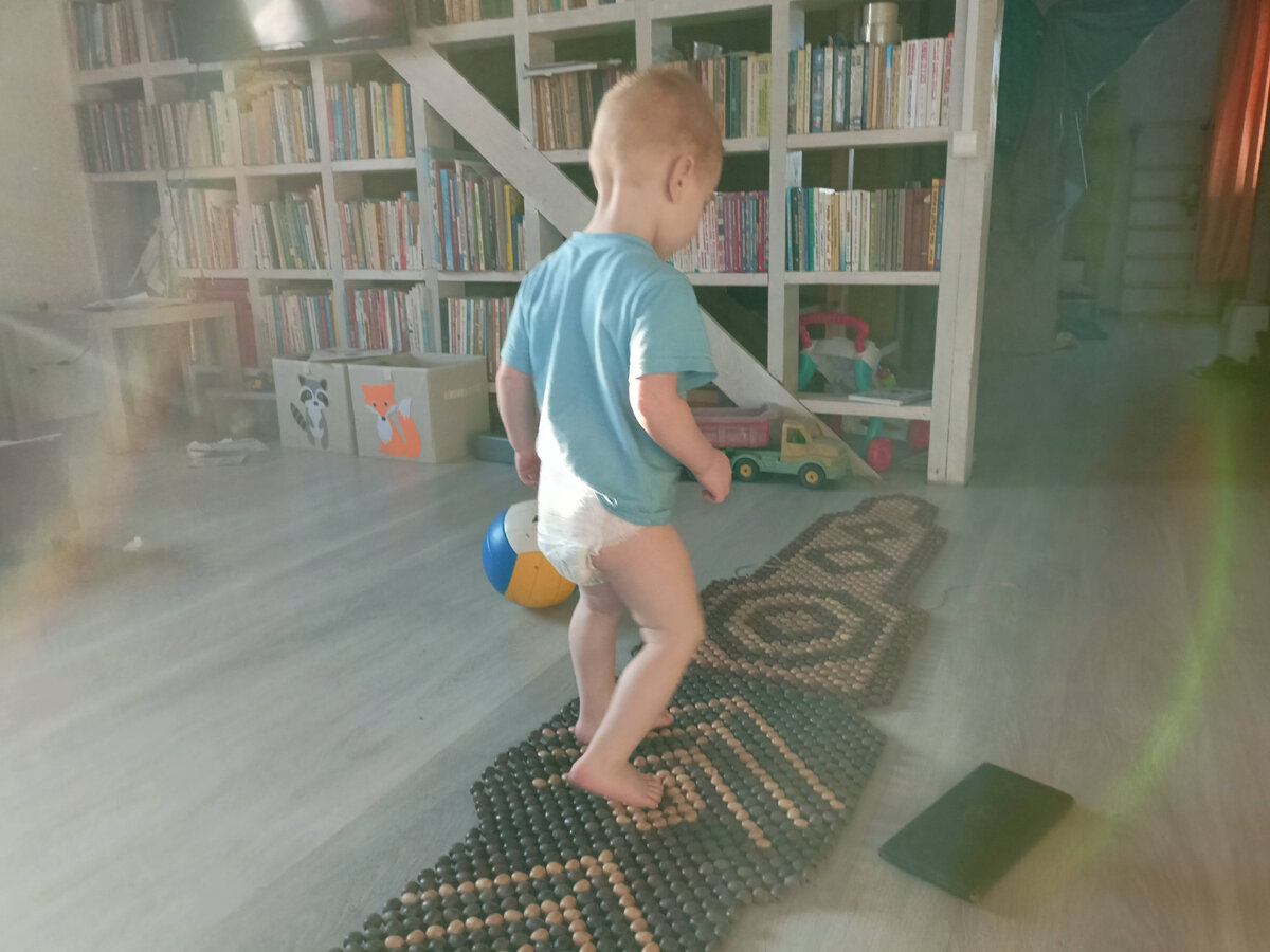 Леня счиает, что накидки нужны ему!