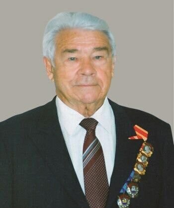    19 февраля в Оренбурге вспоминают Почетного гражданина Анатолия Баландина Белов Михаил Александрович