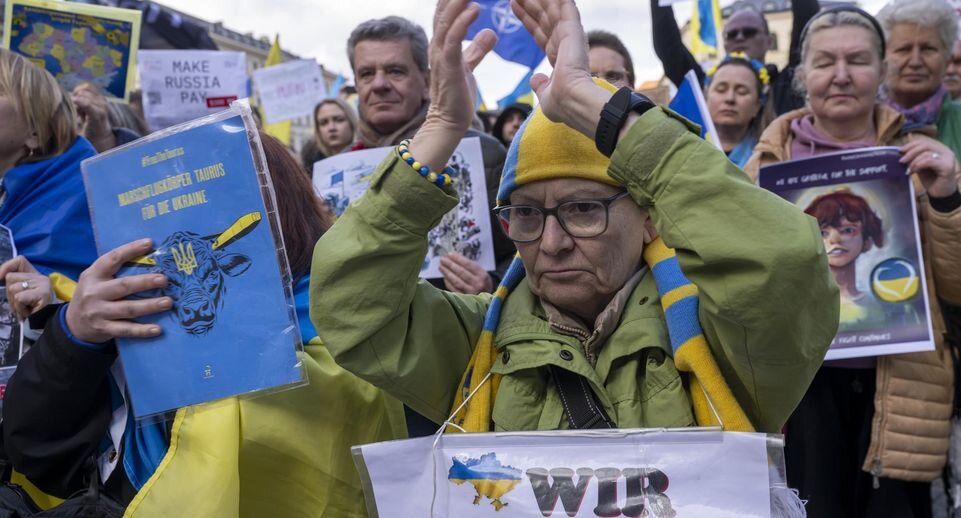    Демонстрация перед Мюнхенской конференцией по безопасности / Peter Kneffel / dpa / Global Look Press