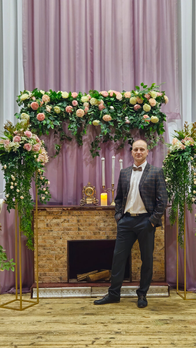 Участниками стали студенты медицинского колледжа, которые смогли удивить всех своей красотой и грацией. 🩺💊💃🕺 Они два месяца усердно готовились к этому событию, и их усилия окупились с лихвой! 👏