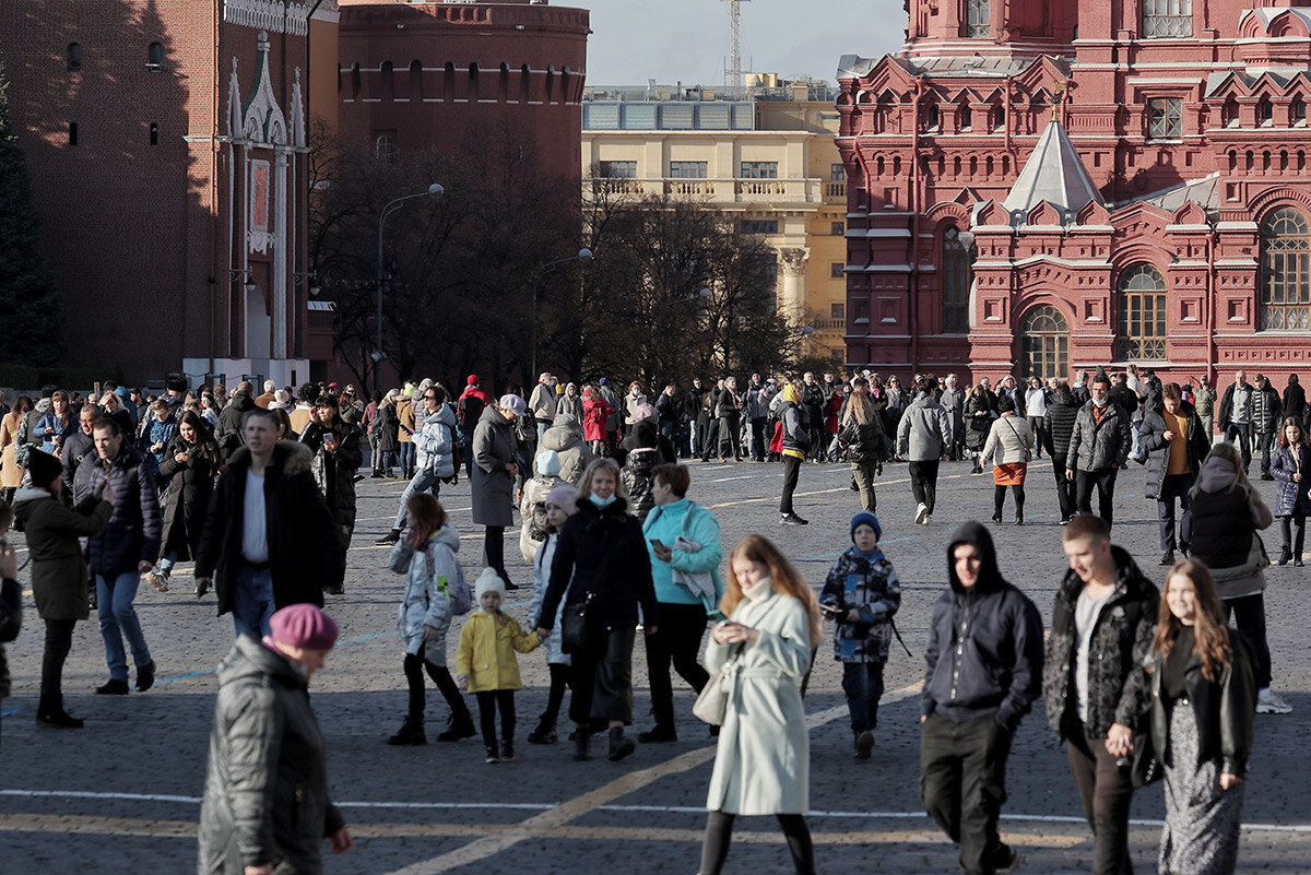 Олег Яковлев / РБК📷Мэр столицы Сергей Собянин отметил, что в ближайшие годы население может увеличиться. Согласно прогнозам, к 2030 году в столице будут проживать порядка 14 млн человек