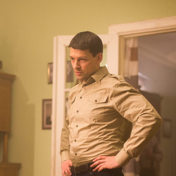     Даниил Страхов и Евгений Харитонов расследуют ограбление балерины в «Зле»