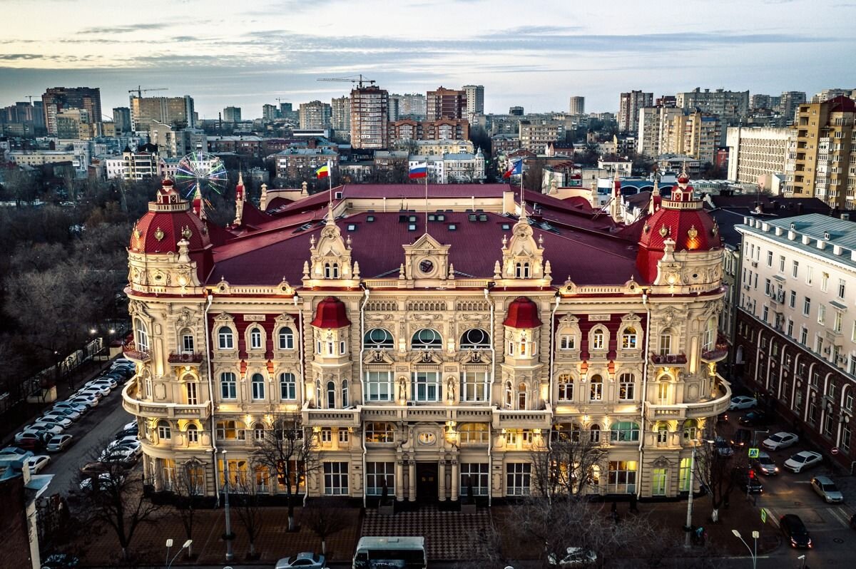 Одно из самых красивых зданий города📷
