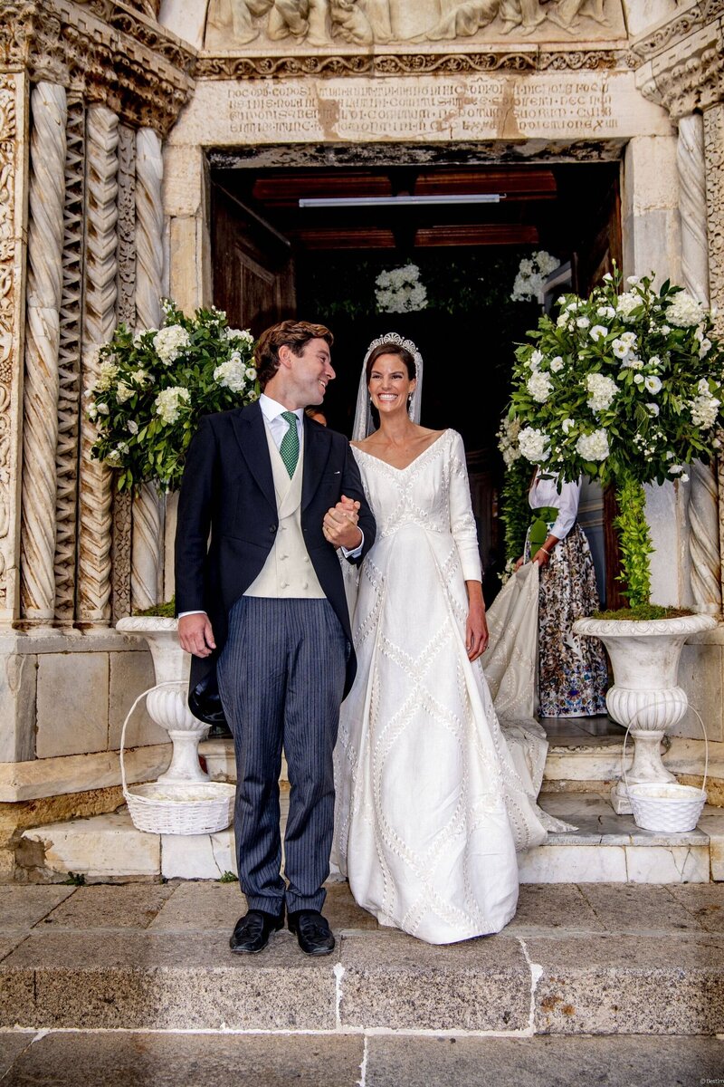  Сказочные свадебные платья королевских особ очаровывают поклонников моды по всему миру и излучают чистую романтику.-26