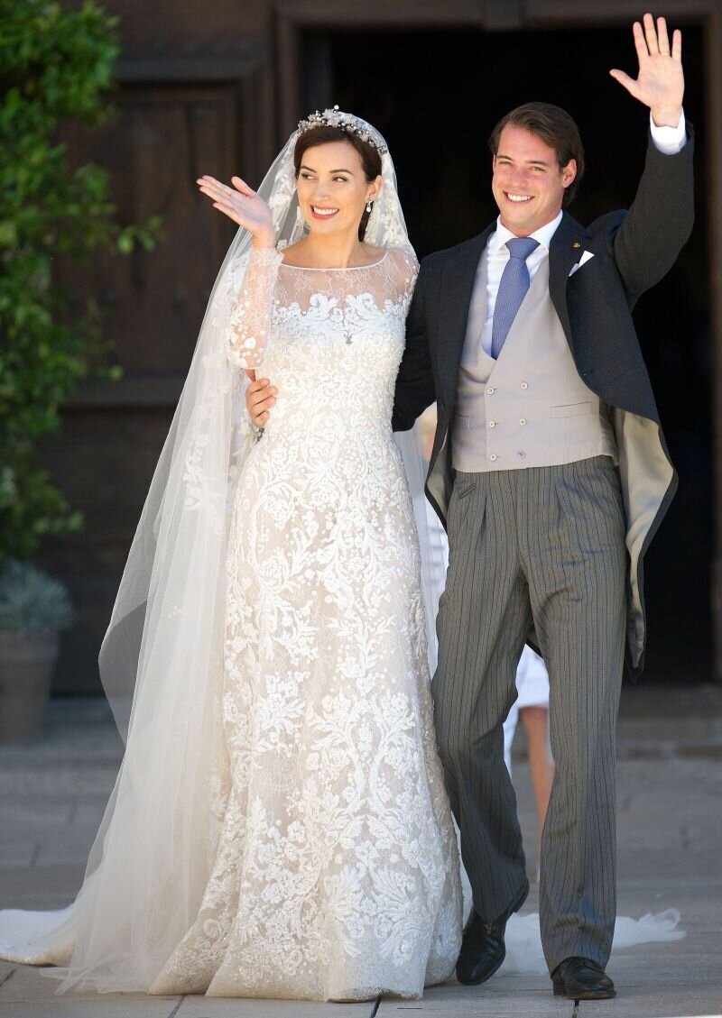  Сказочные свадебные платья королевских особ очаровывают поклонников моды по всему миру и излучают чистую романтику.-38