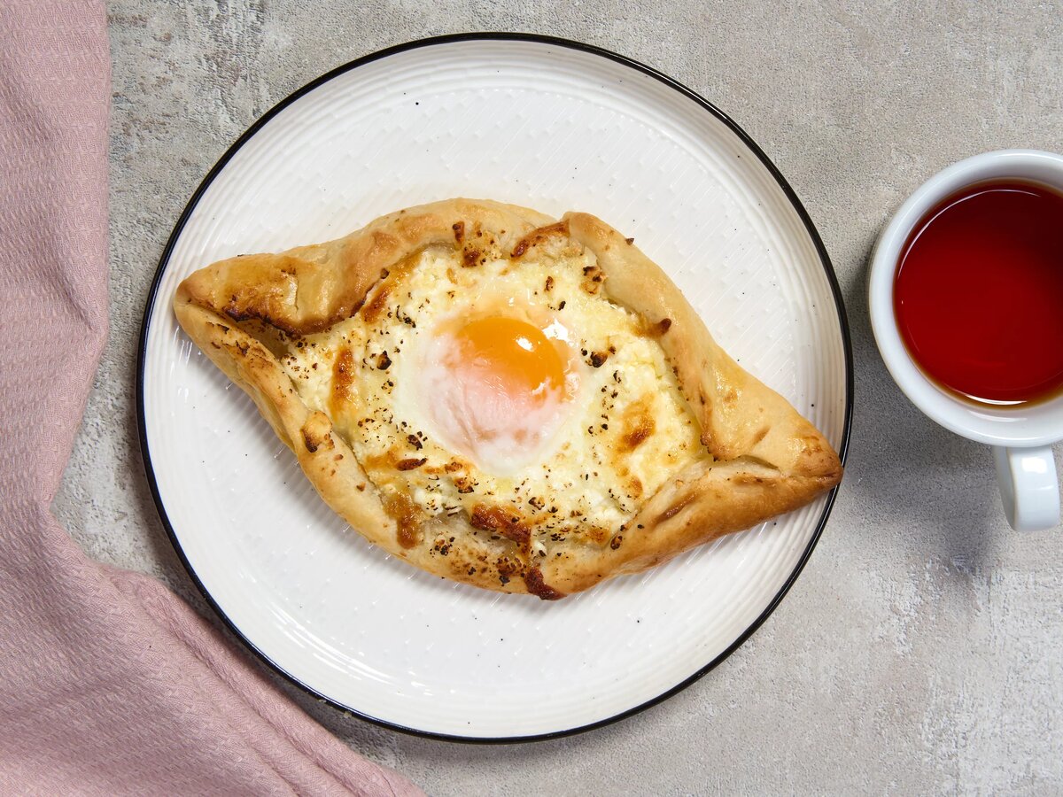 Белковое хачапури по-аджарски с творогом 😍 | Food.ru — Главная кухня  страны | Дзен