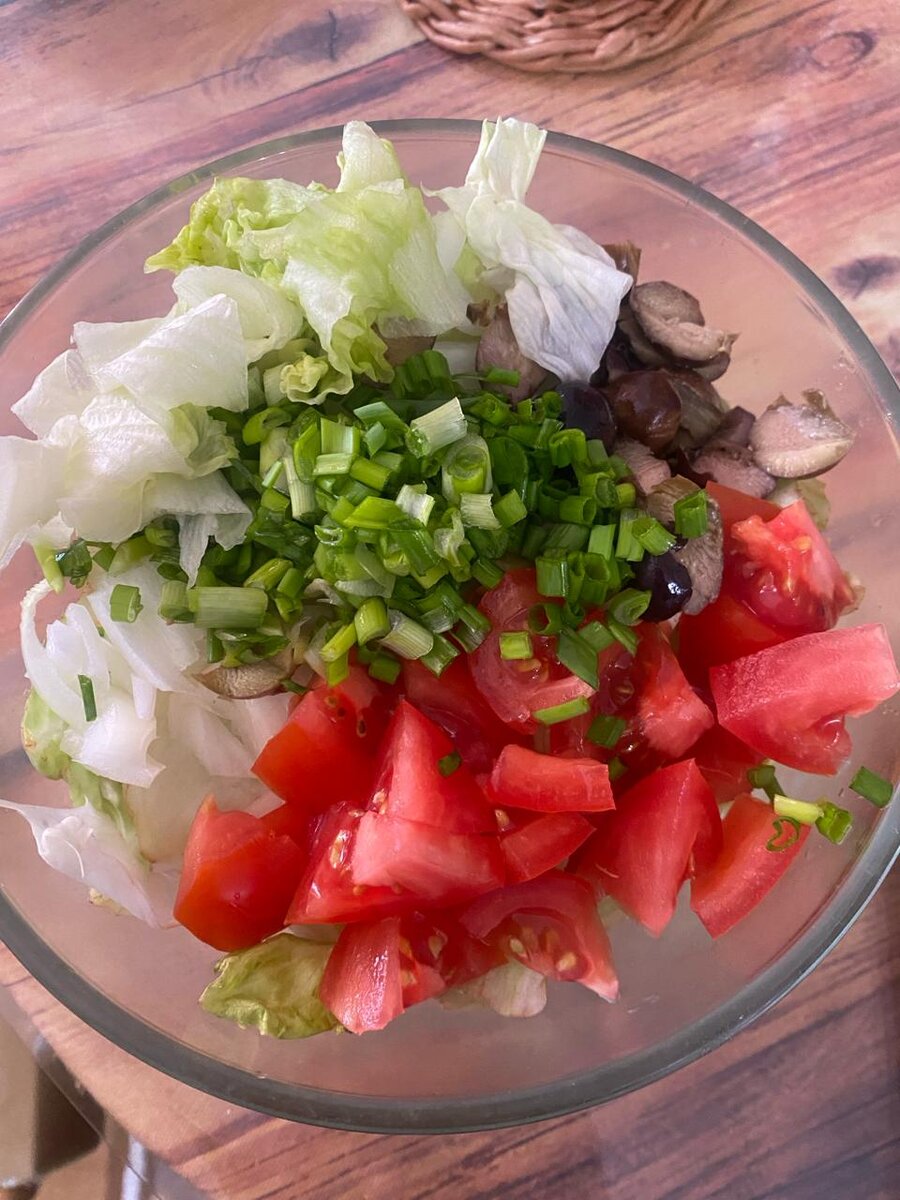 Складываем все в салатник