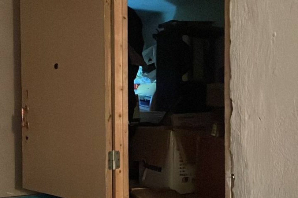    Мужчина в Белеве прятал наркотики в подъезде