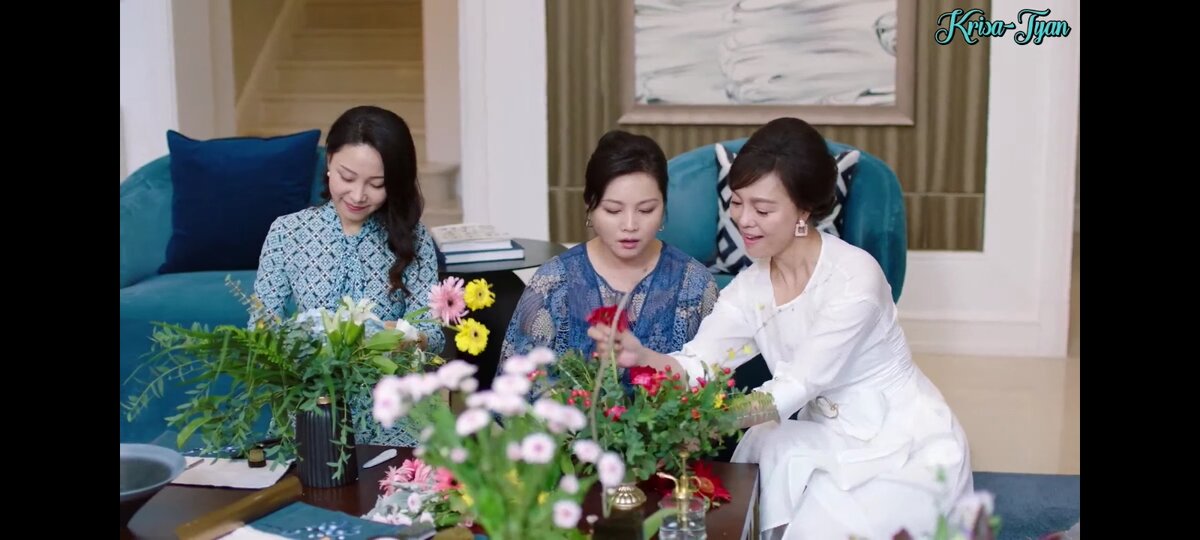 Основное занятие мамы героя