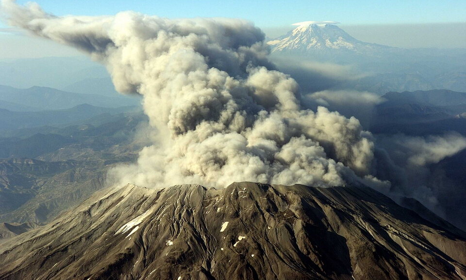 Вулкан Тамбора считается действующим вулканом, и по сей день