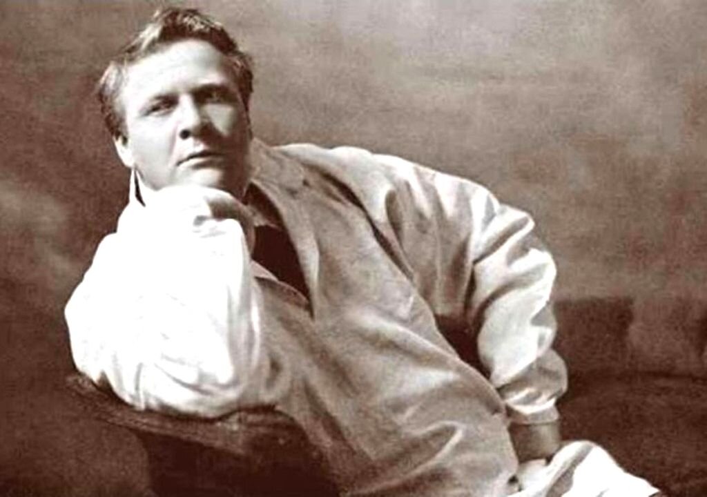 Самым знаменитым на весь мир русским басом был, конечно же, Фёдор Иванович Шаляпин (1873-1938). Все знают его как оперного и камерного певца, прославившегося своим высоким басом.