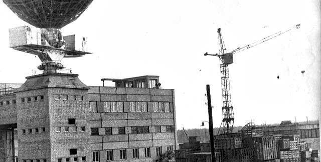 Дубненская "стройка века" в самом разгаре. Фото из архива ЦКС.