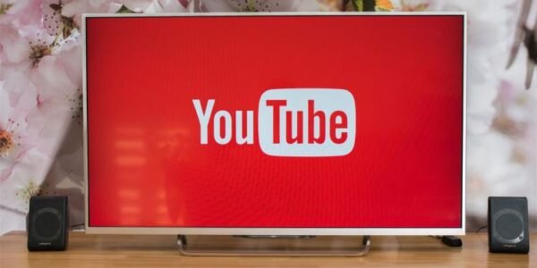  Иногда видеоролики из приложения YouTube воспроизводятся без звука на телевизоре Smart TV. В других случаях звук на видеороликах YouTube может быть рассинхронизирован.