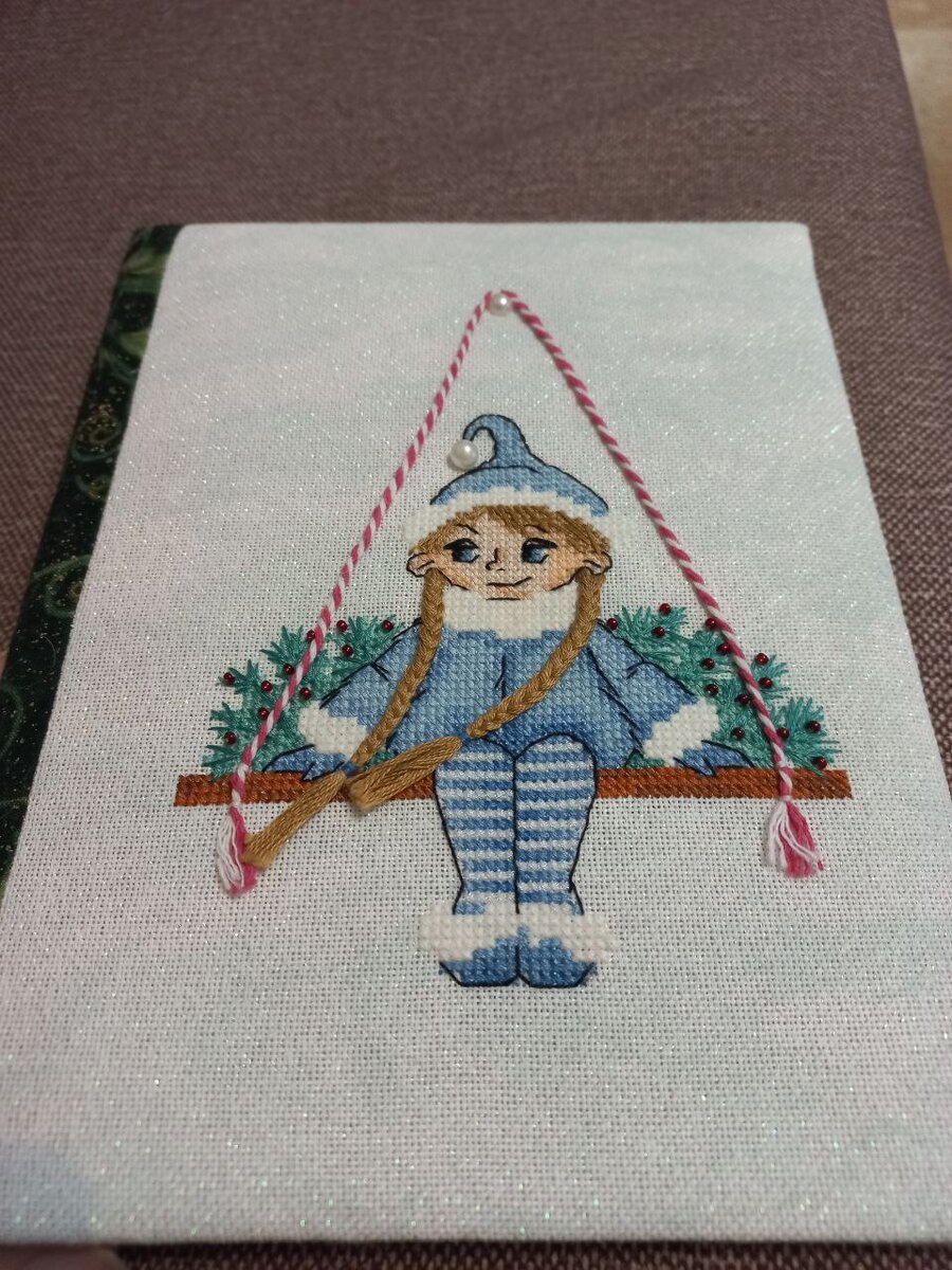 Красивая девчушка по схеме Ольги Антроповой