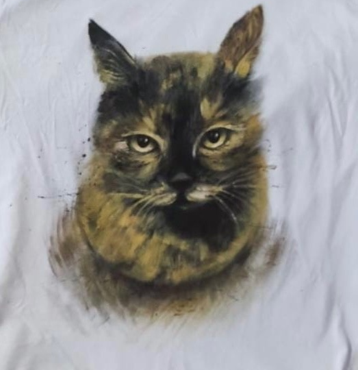 Друзья, появилась возможность сделать подарок одновременно и себе и приюту!