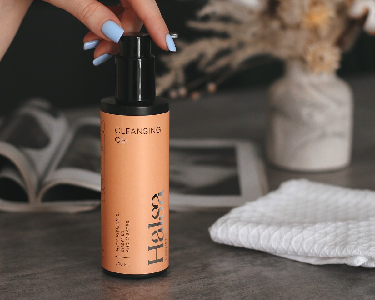 Гель для умывания Halsa