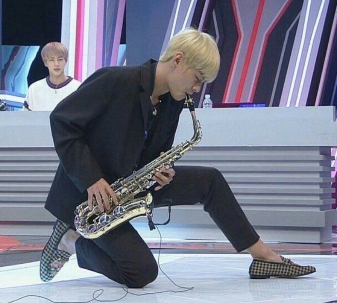 Ну всё понятно ... его Тэхён научил