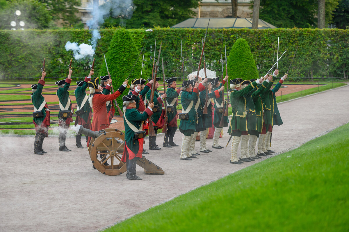 Кадр из фильма "Великая. Золотой век", фото: marsme.ru (Екатерининский парк)