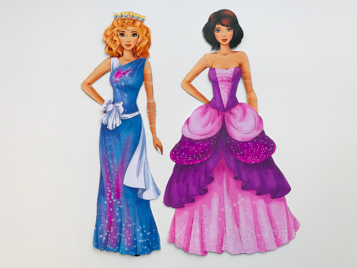 Тут я добавила блондинке корону