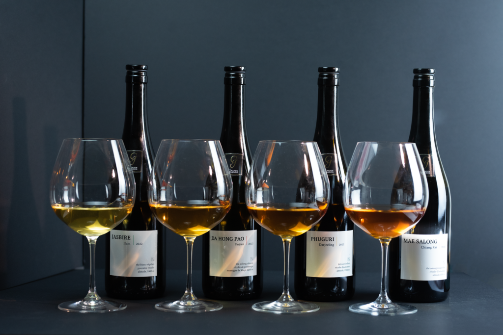 Бутилированные чаи Grands Jardins