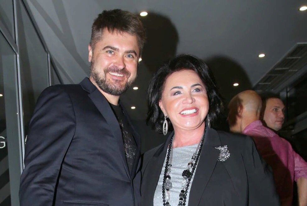 Надежда Бабкина высказалась о слухах про отношения с молодым избранником. Фото: vk.com/ngbabkina