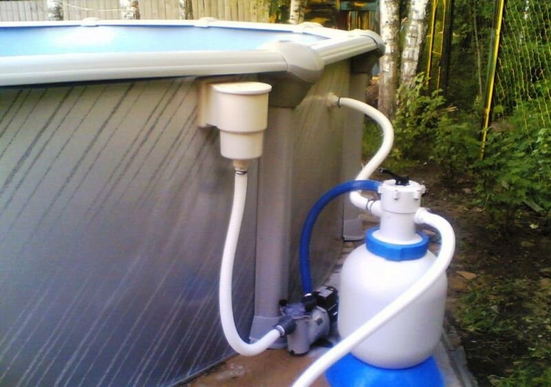 на фото песочная фильтровальная установка Kripsol