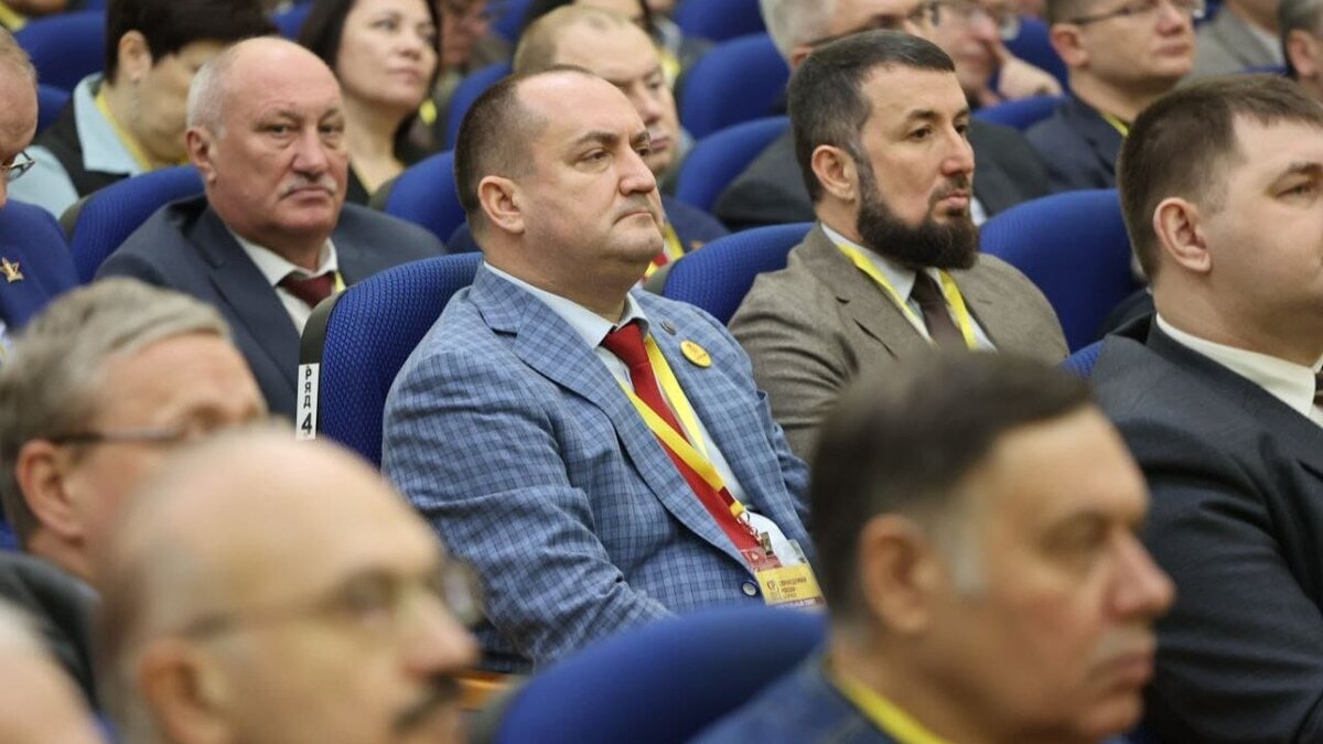    Калинин принял участие в заседании Центрального совета партии СРЗПНовости Саратова и области – Сетевое издание «Репортер64»