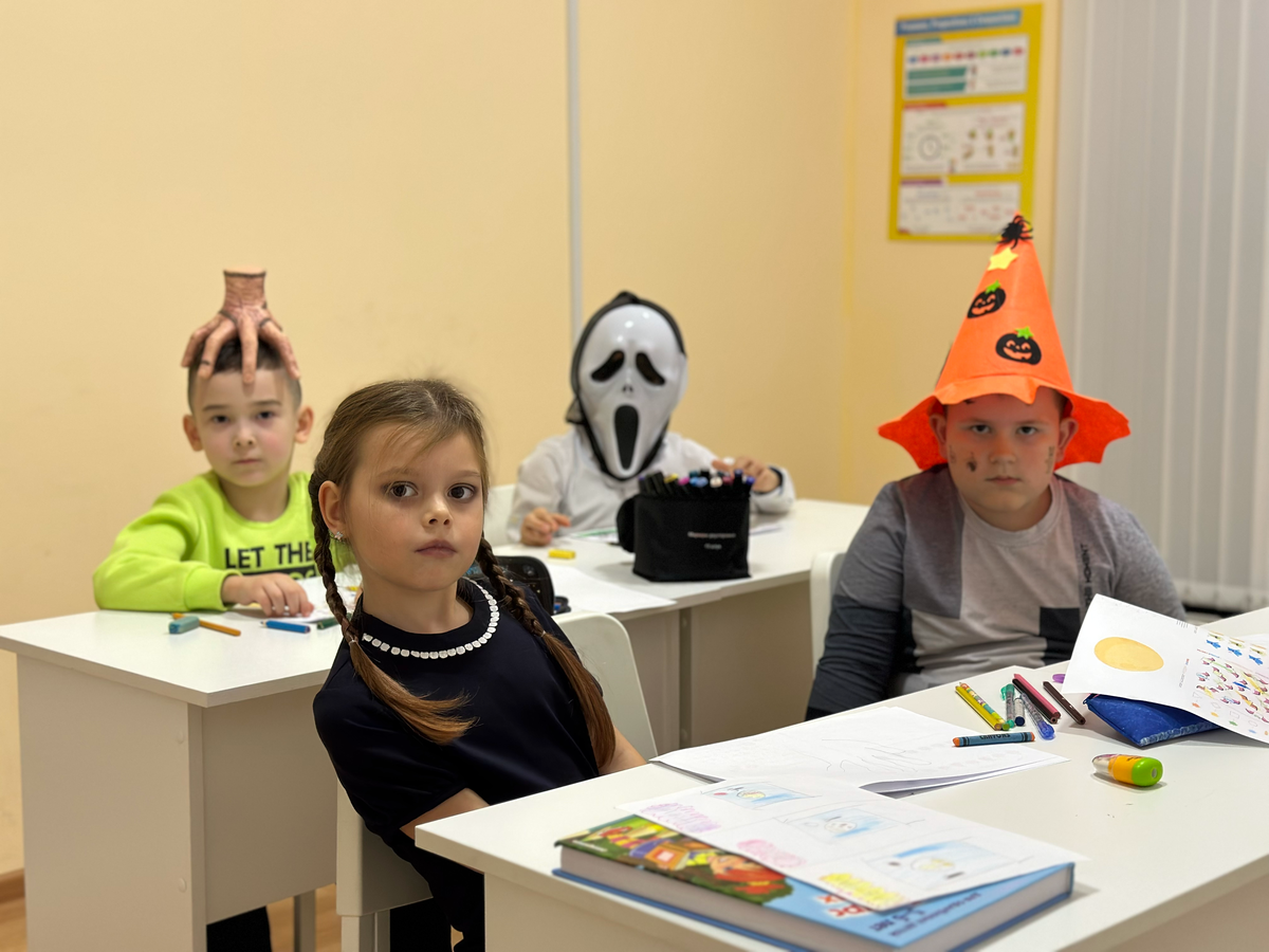 Тематический урок на праздник "Halloween" в Академии Нобус