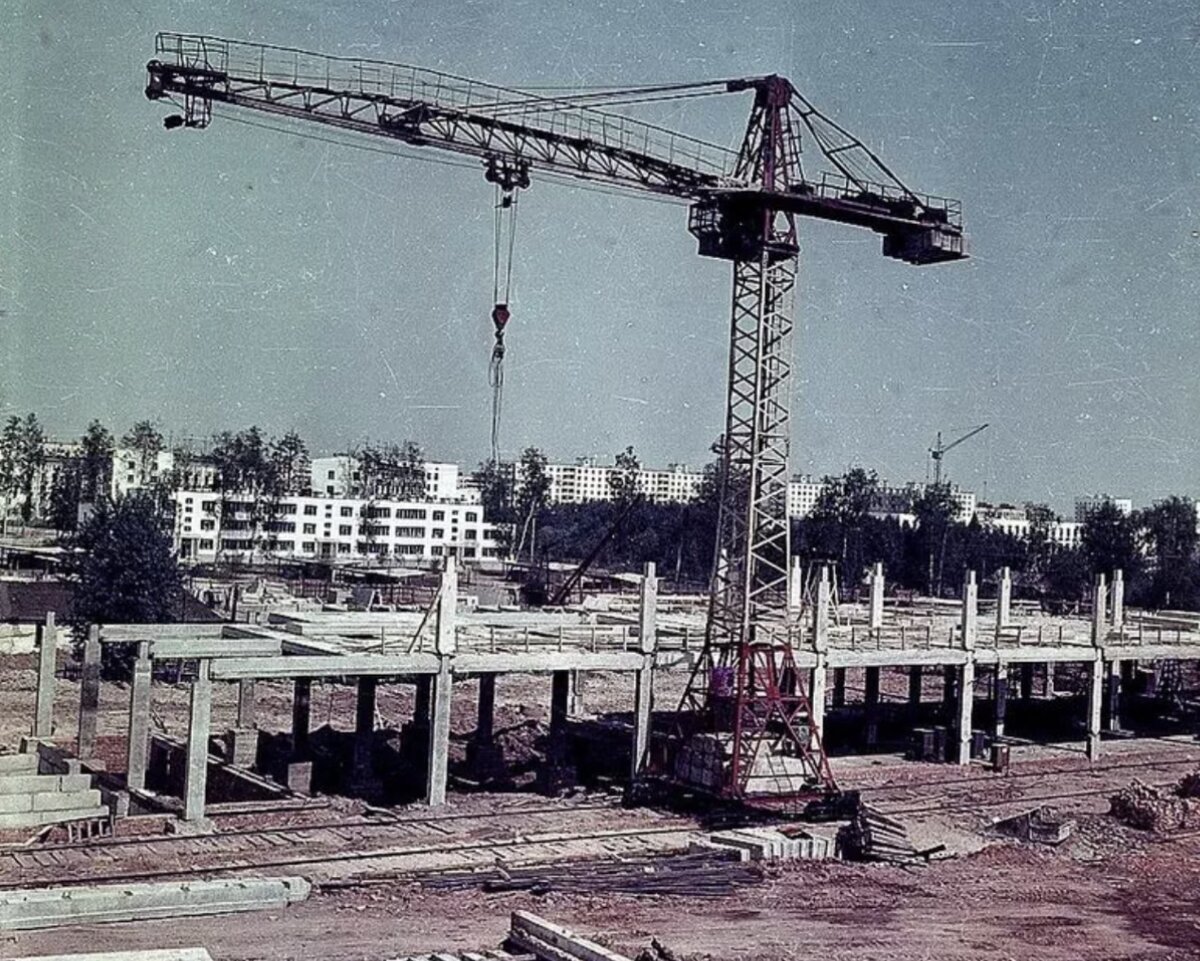 Строительство Центрального автовокзала. Фотография Евграшина, 1967 г. 