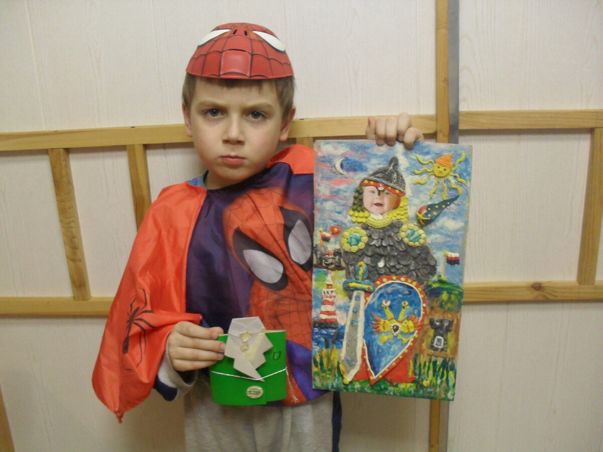 Хочу тебе пожелать крепкого здоровья, терпения и мудрости! 